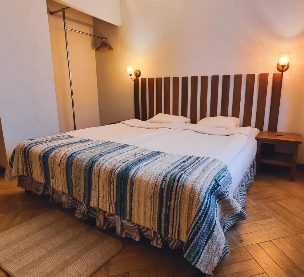Kapteinu Osta Salacgrīva Buitenkant foto