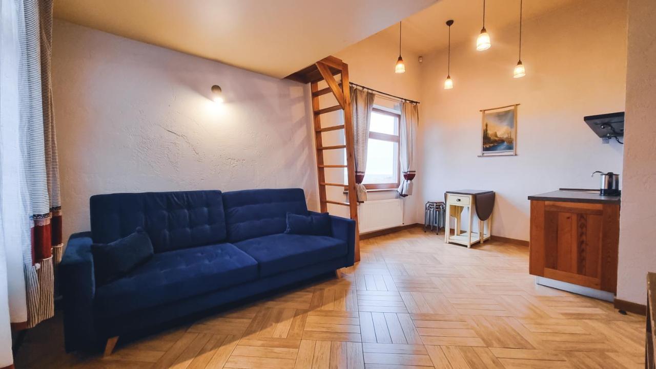 Kapteinu Osta Salacgrīva Buitenkant foto